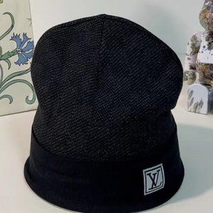 Louis Vuitton black knit hat